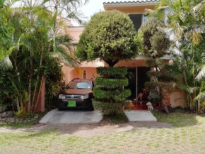 CASA EN CONDOMINIO CON ALBERCA EN CUAUTLA MORELOS